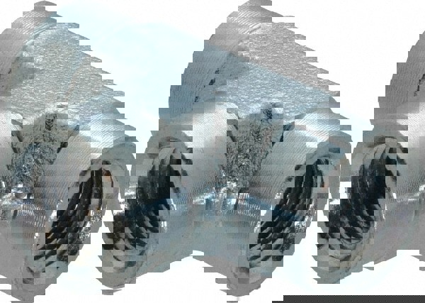 Industrial Pipe Female Tee: 1/4